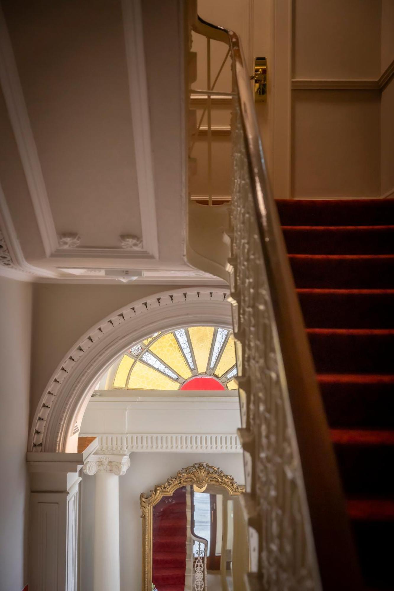 Hotel Albany House Dublino Esterno foto